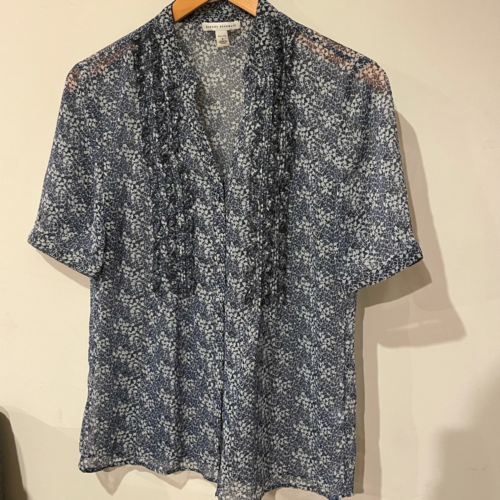 Banana Republic short sleeve blouse SP Floral Blue